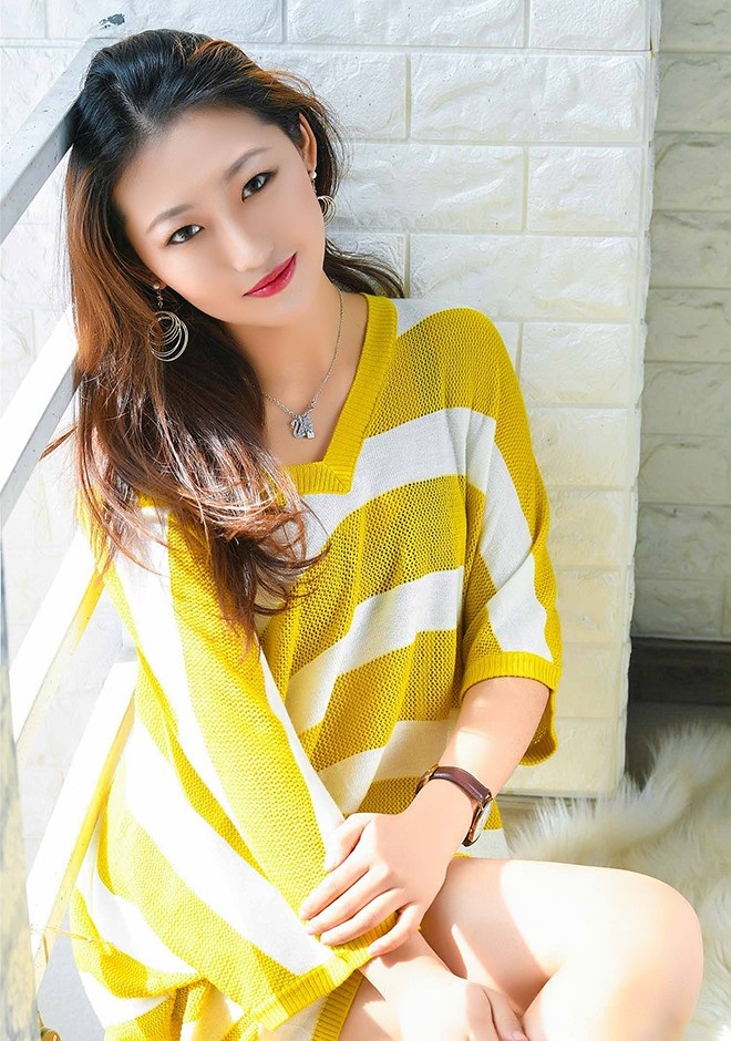 Single girl Jiaqi (Cindy) 26 years old