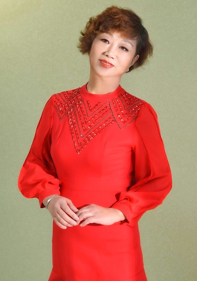 Single girl Puyun (Edith) 63 years old