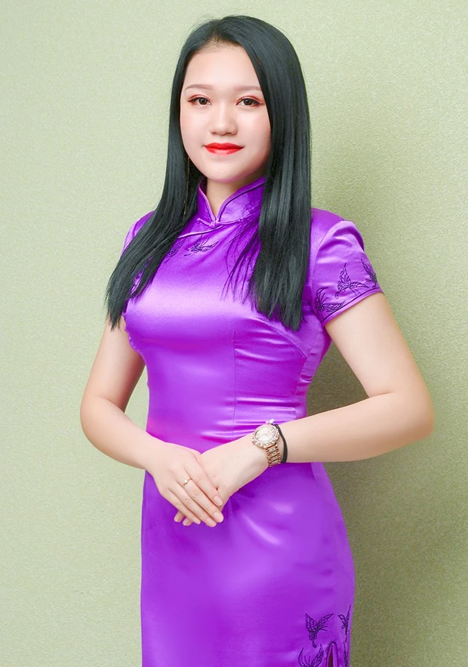 Single girl Yazong (Becky) 24 years old