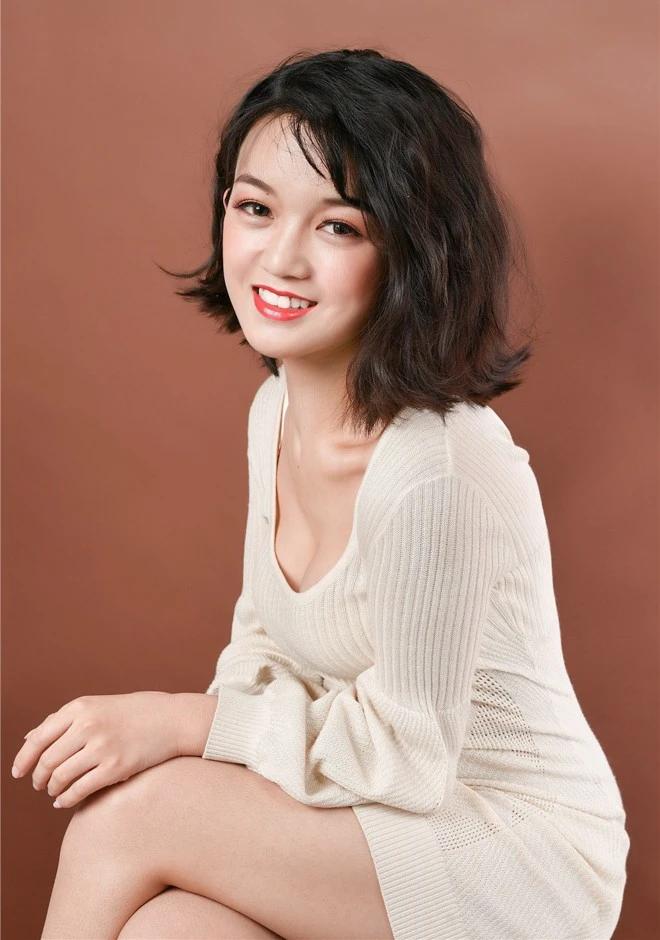 Single girl Qixuan (Flower) 24 years old