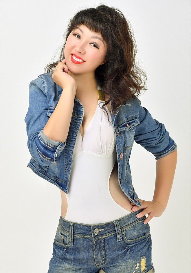 Single girl Shuang (Liz) 42 years old