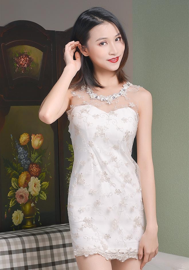 Asian bride Qi (Hellen) from Guangdong