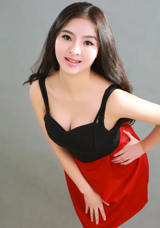 Asian bride Minghui from Hengyang