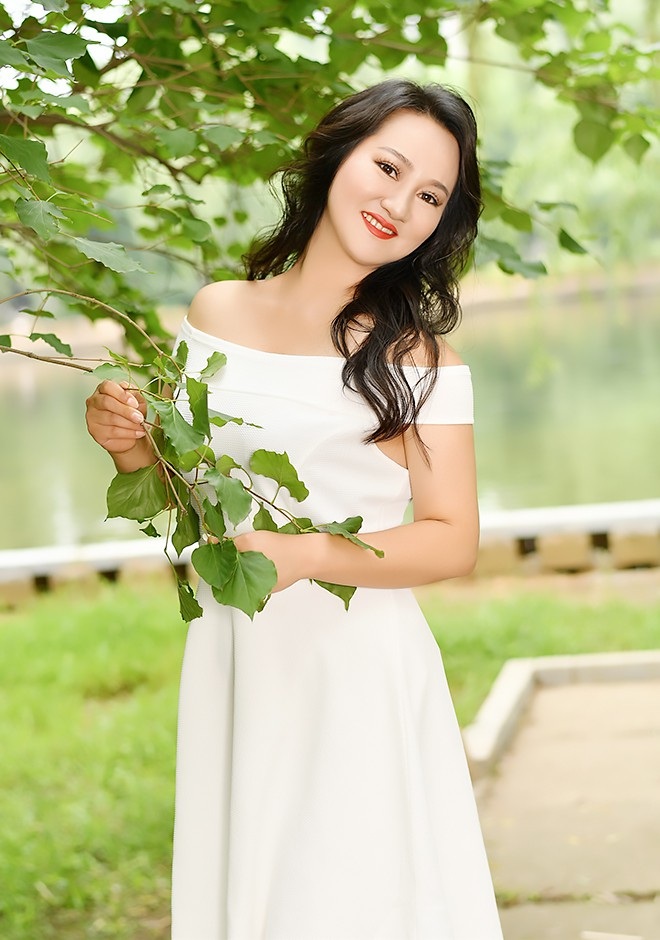 Single girl Yanping (Natasha) 44 years old