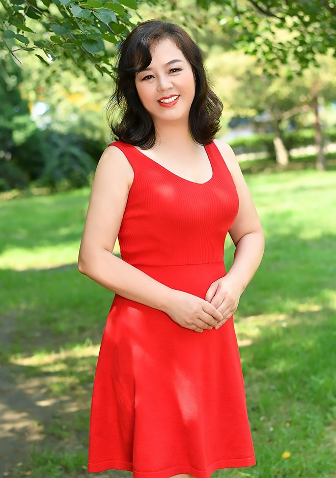 Single girl Yingchun (Janet) 60 years old