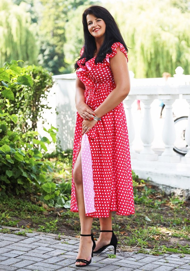 Single girl Elena 49 years old