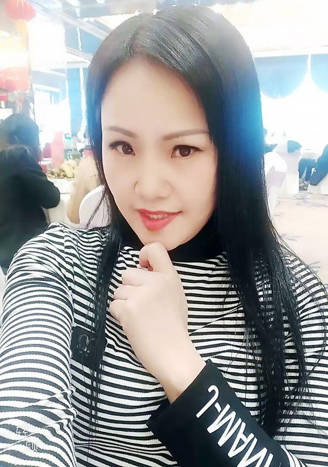 Asian bride Lijiao from Nanning