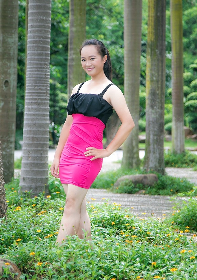 Single girl Jinglin (Lin) 38 years old