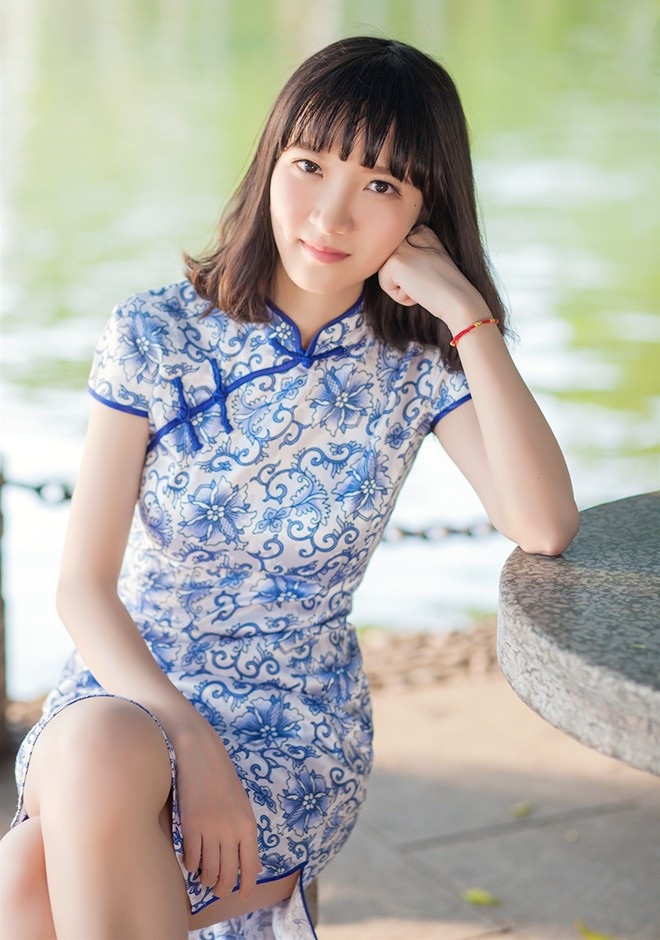 Single girl Xuekun (Kara) 32 years old