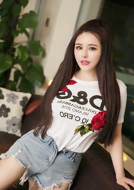 Single girl Xiaofeng (Candy) 37 years old