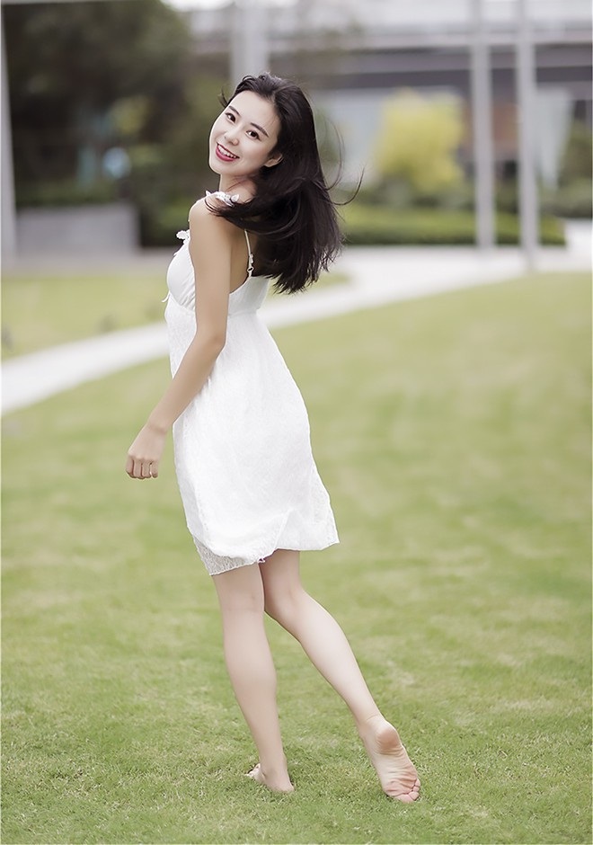 Single girl Zi (Coco) 28 years old