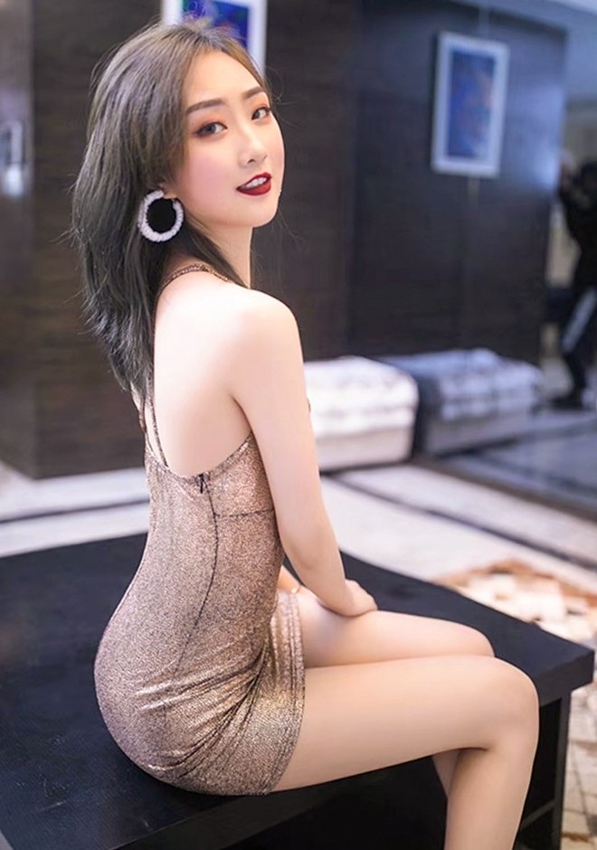 Asian bride Chen from Yuncheng