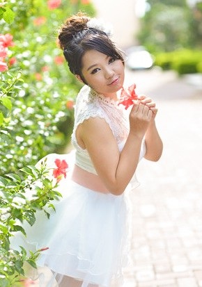 Asian bride Luxi (Lucy) from Nanning