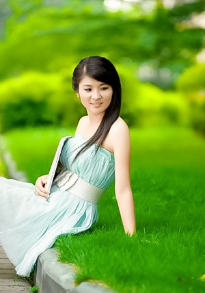 Asian bride Xiaoqi from Nanning
