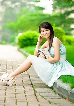 Single girl Xiaoqi 31 years old