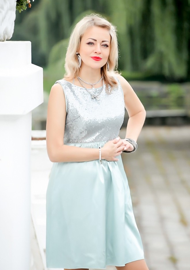 Ukrainian bride Svetlana from Khmelnitskyi