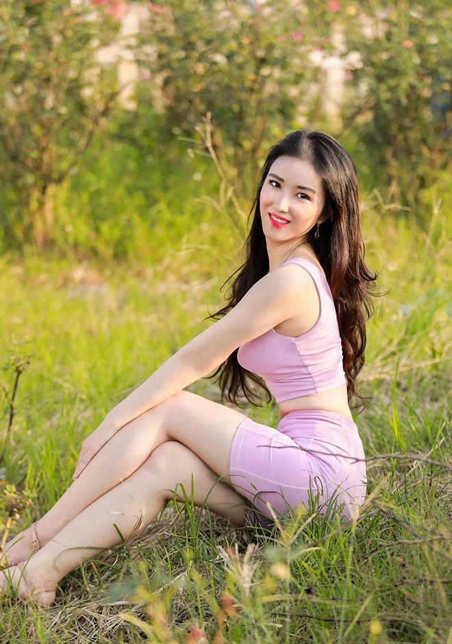 Single girl Nguyen Thi (Sarah) 33 years old