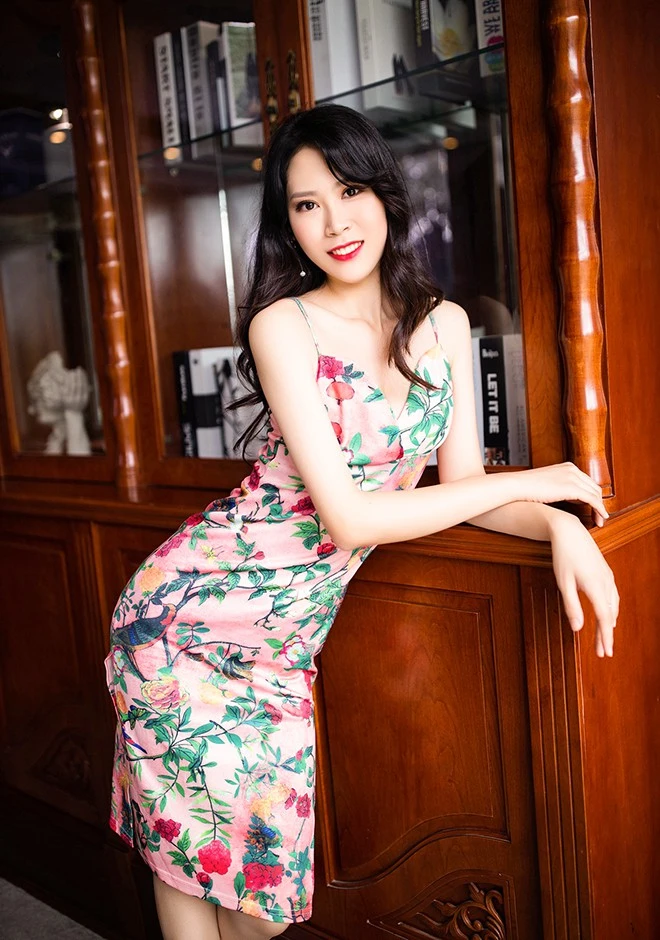 Asian bride Jun (Jane) from Beijing
