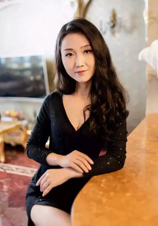 Single girl Yingying 37 years old