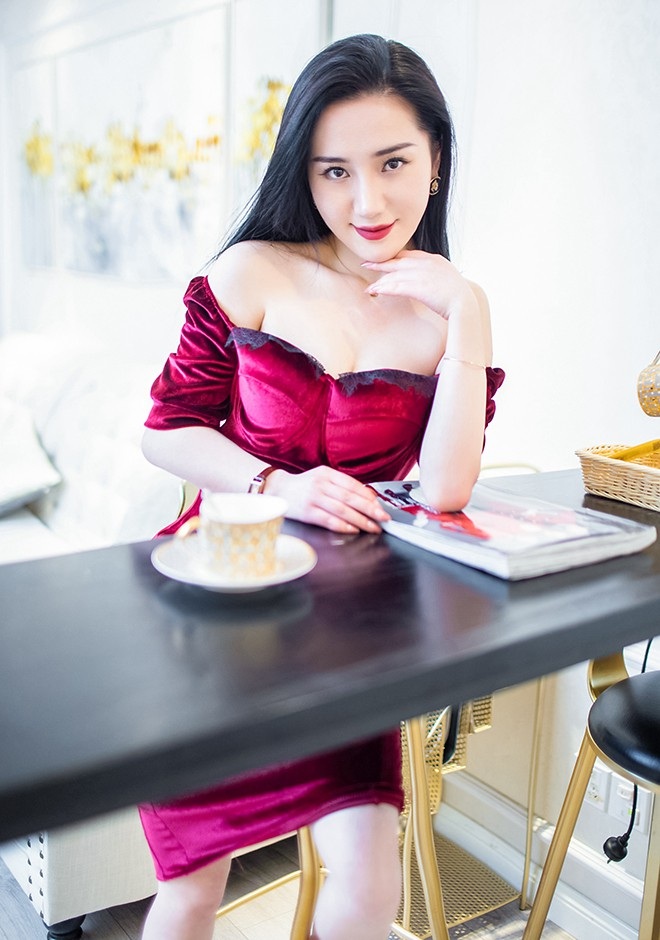 Asian bride Chengwei from Ancheng