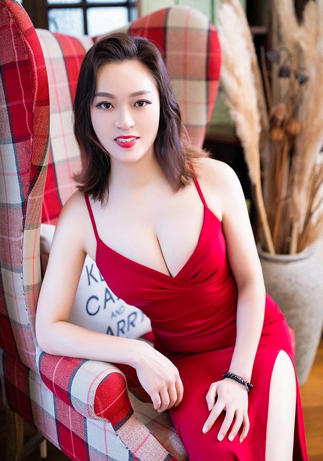 Single girl Jia 30 years old