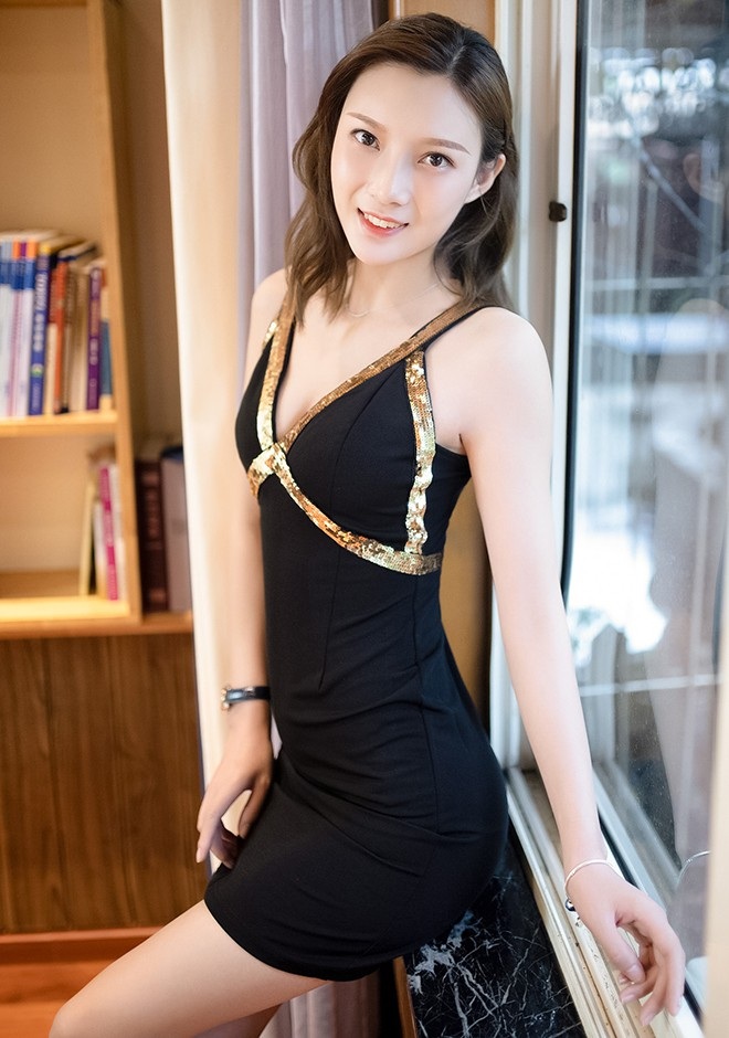 Single girl Jing (Jamme) 24 years old