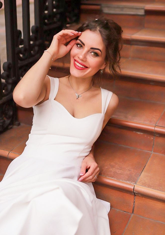 Ukrainian bride Julia from Odessa