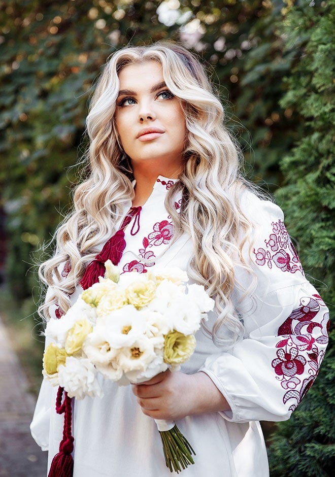 Ukrainian bride Elizaveta from Kryvyy Rih