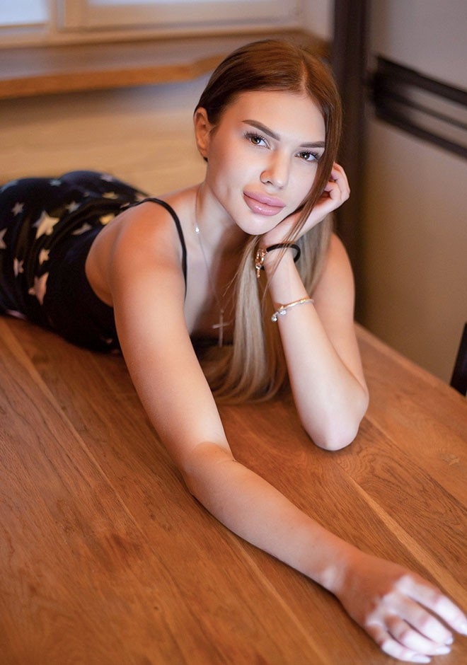 Single girl Anastasia 21 years old