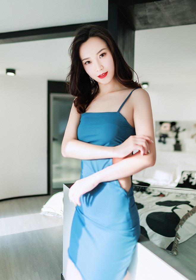 Single girl Yaqi (Qi) 28 years old