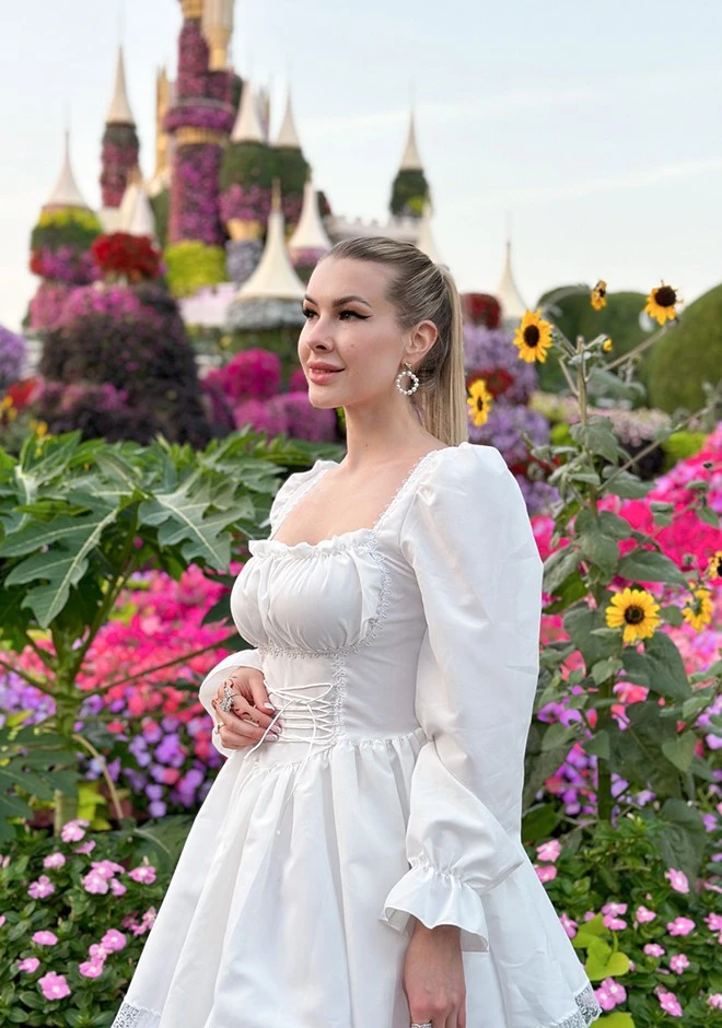 Ukrainian bride Alena from Sevastopol