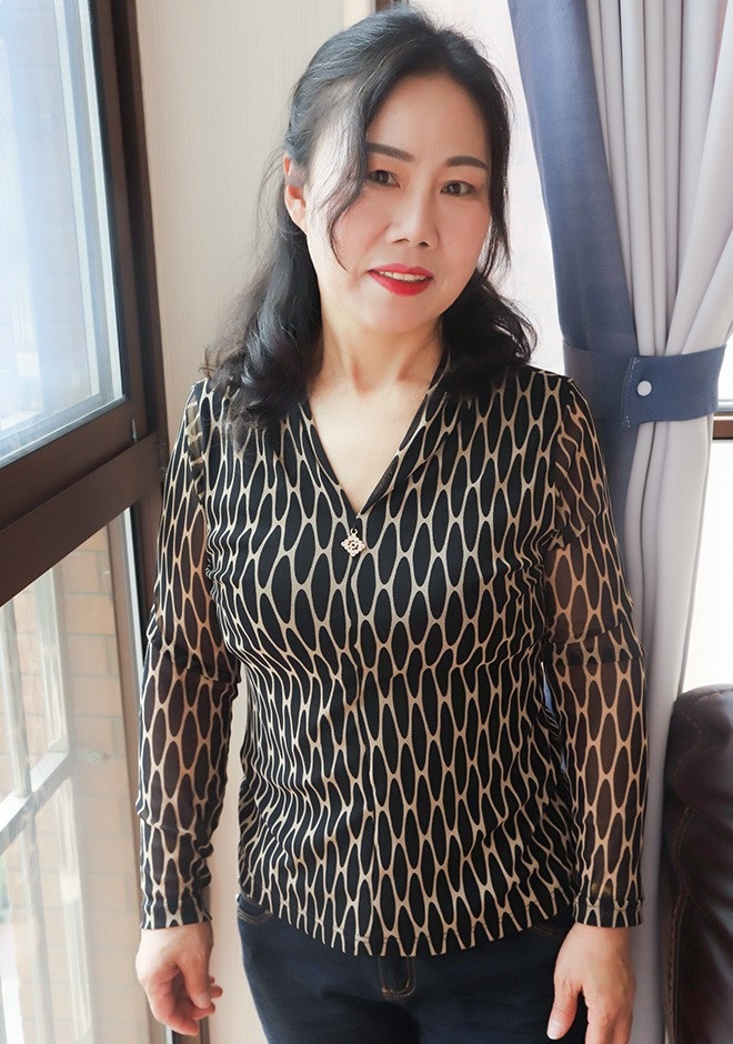 Single girl JIA RONG 54 years old