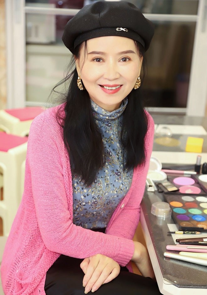 Single girl Yuhua 61 years old