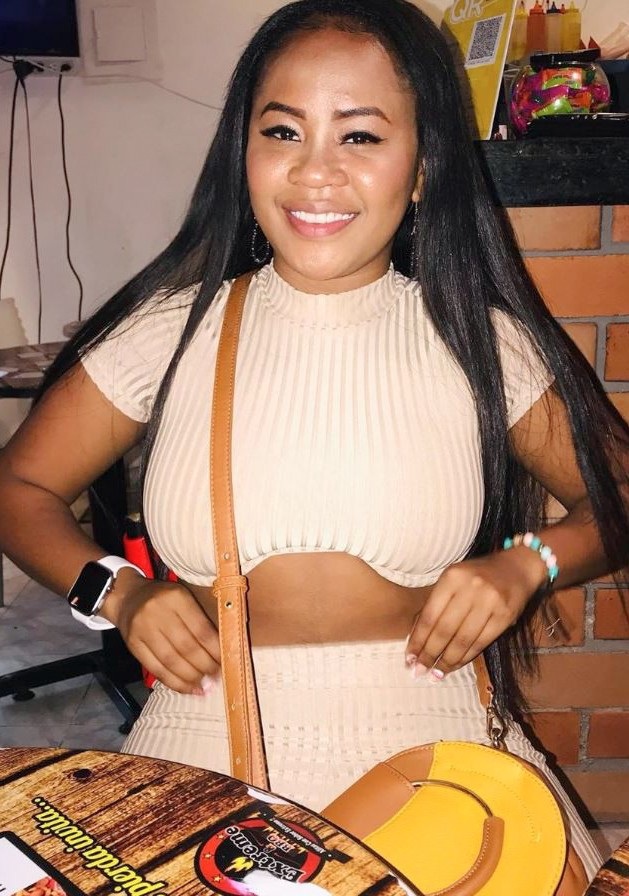 Latin bride Deisy from Medellín