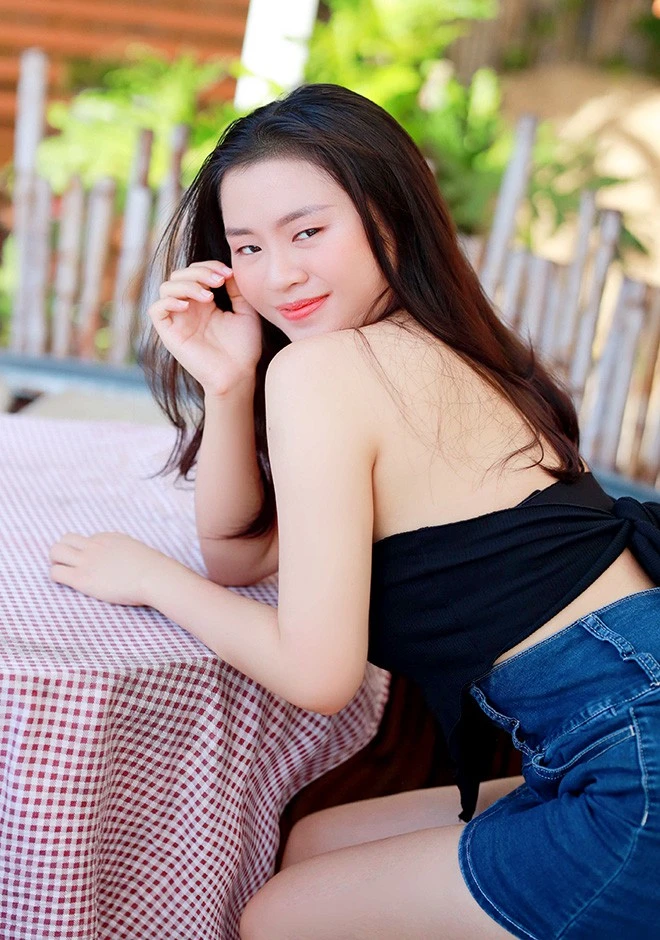 Asian bride Nguyen Thi Minh (Melissa) from Ho Chi Minh City