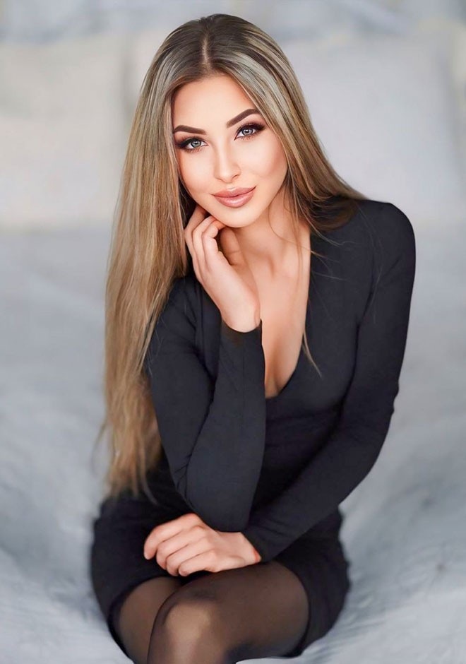 Ukrainian bride Angelina from Prague